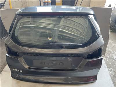 Ford Focus Mk3.5 faceliftes kombi csomagtér ajtó üveggel