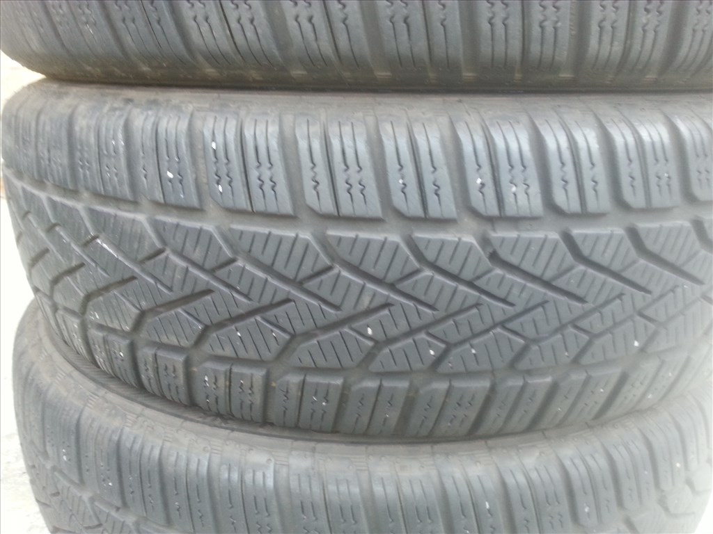  175/65R15 Semperit téli gumi garnitúra 4. kép