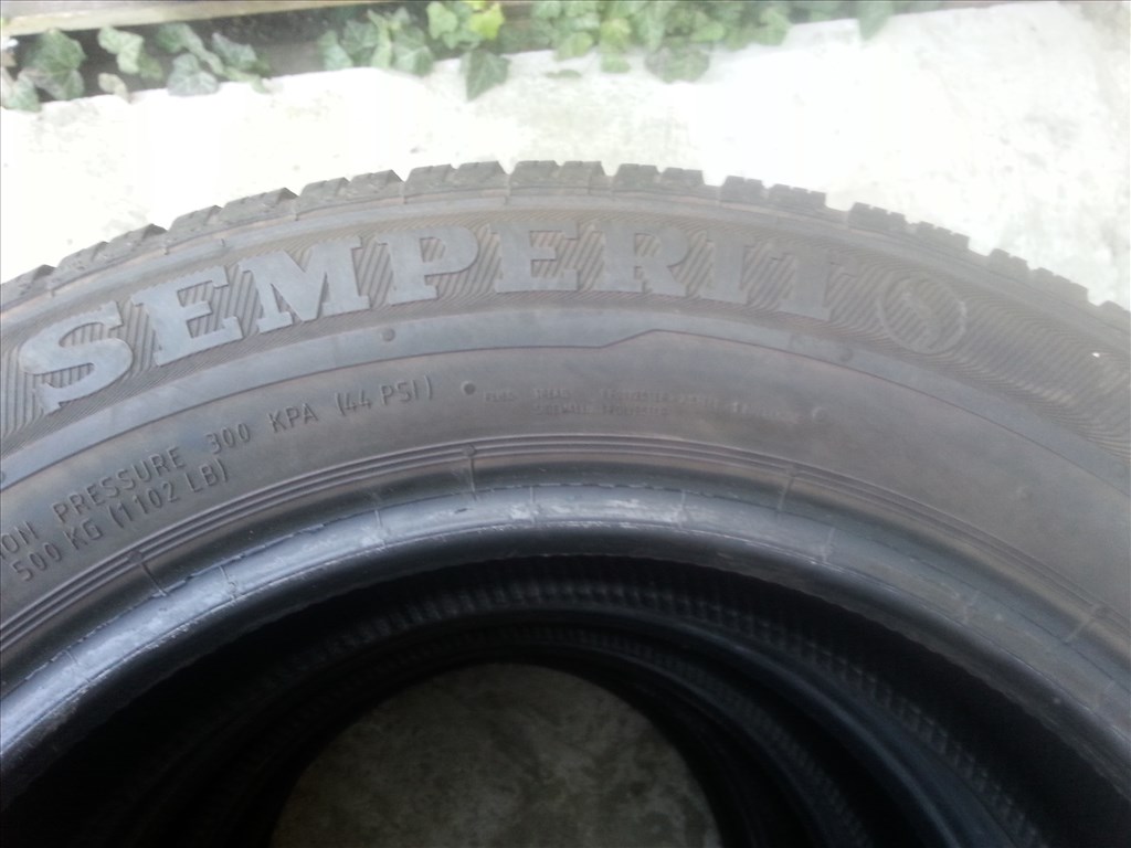  175/65R15 Semperit téli gumi garnitúra 7. kép