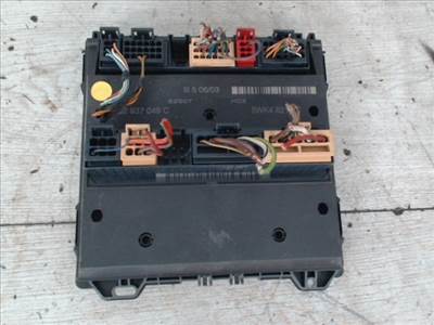 SKODA FABIA 99-07 Biztosítéktábla BCM BSI BSM SAM GEM modul 