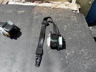 AUDI A4 8K2, B8 Jobb első Biztonsági Öv 016994