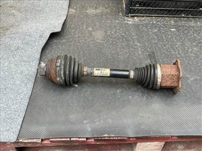 AUDI A4 8K2, B8 Jobb Féltengely 016664