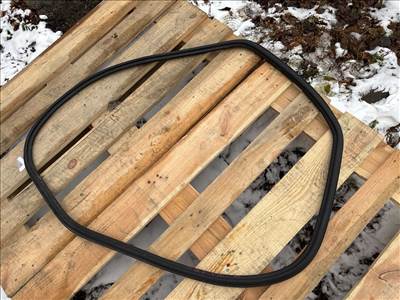 AUDI Q3 8U Bal hátsó Gumikéder 015794