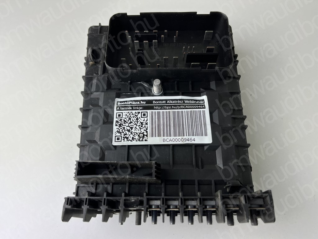 AUDI A3 (8P1)  1.2 TSI Biztosítéktábla (motortér) (1K0937125D) 2. kép