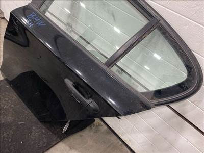 BMW 1-es sorozat E81, E82, E87, E88 Bal hátsó Ajtó 9469