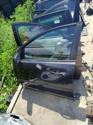 Ford Focus Mk2 1.6 TDCi Bal első ajtó  f20811