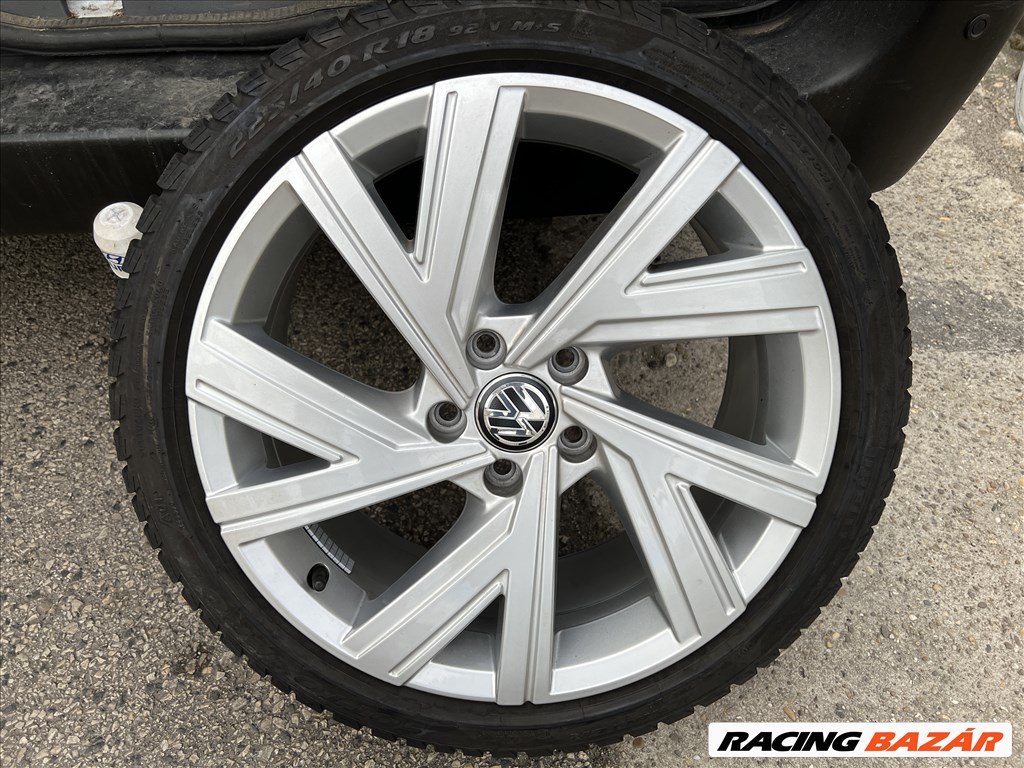 Volkswagen "Bergamo" Golf V VI VII VIII Jetta Touran EOS gyári 7,5X18-as 5X112-es ET51 alufelni 4. kép
