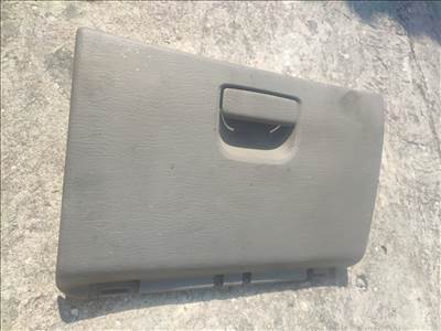 Chrysler Voyager IV kesztyűtartó