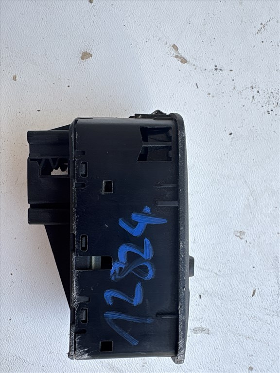 Opel Corsa D 2006-2014 Bal Ablakemelő kapcsoló 13430017 4. kép