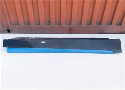 BMW i3 jobb oldali küszöb takaró