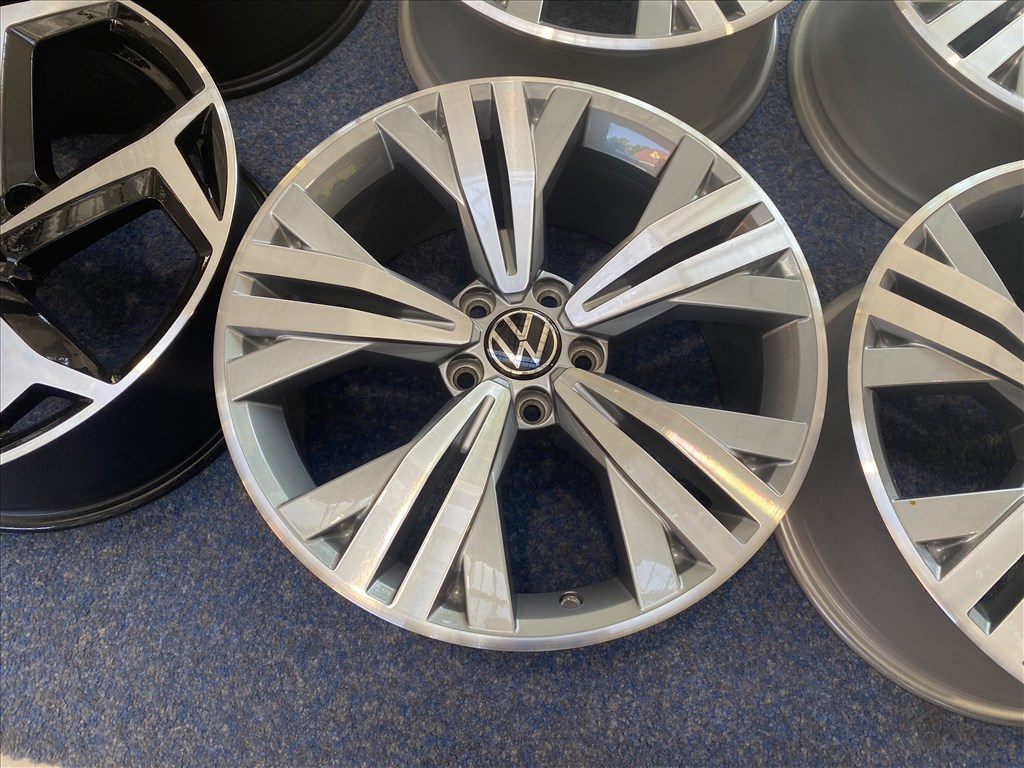(3732) Volkswagen 18 gyári alufelni felni, 5x112, Passsat Alltrack 5. kép