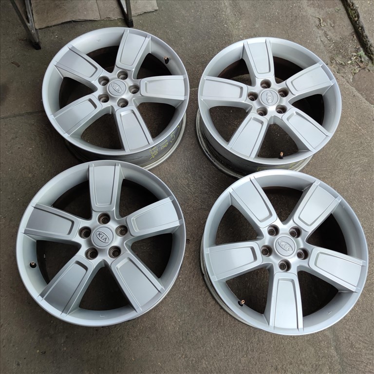 5x114,3 18 Gyári Kia alufelni 139000ft a 4db/105/ 5. kép