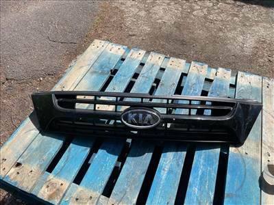 KIA CARENS III UN Hűtőrács