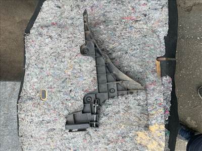 AUDI A3 8P1 Bal hátsó Lökhárító Tartó (Műanyag) 014059