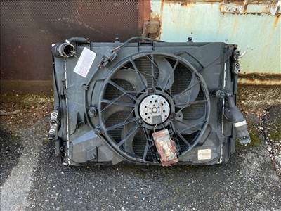 BMW 1 E87 Hűtő Ventilátor(ok), Radiátor(ok) Szett 004060