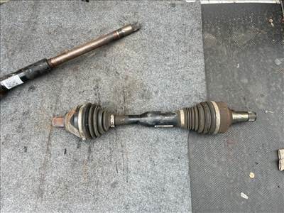 VOLVO XC60  Bal Féltengely 016673