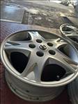 Nissan gyári alufelni garnitúra 5x114.3 6x15” ET40
