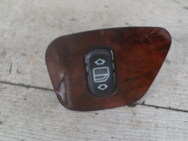 MERCEDES E (W210) 1995.06.01-1999.06.30 Bal hátsó ablakemelő kapcsoló 1. kép