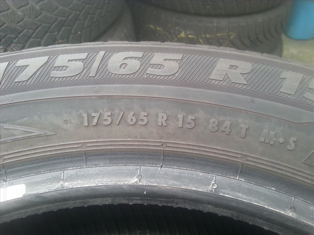  175/65R15 Semperit újszerű téli gumi garnitúra 5. kép