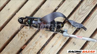 Volvo 8626240 S60 V70 XC70 jobb biztonsági öv