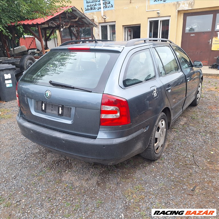 Skoda Octavia II bontott alkatrészei 3. kép