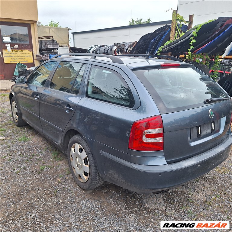Skoda Octavia II bontott alkatrészei 4. kép