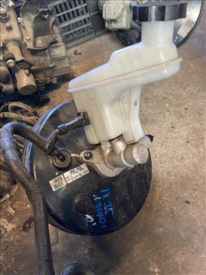 Hyundai ix35 1.7 CRDi 2WD IX35 fékrásegítő devander  201201161415 585002s251