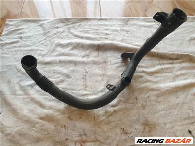 Opel Corsa C 1.3 CDTI Intercooler cső Z13dt Z13dtj 55560952