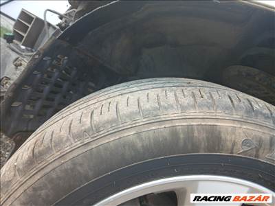  Lexus RX 400h bal első dobbetét 