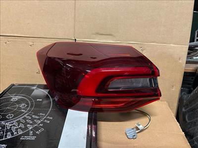 FORD FOCUS IV  Bal Külső Hátsó Lámpa