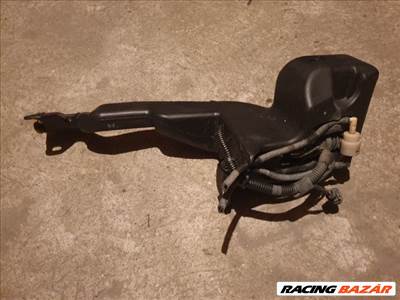 Opel Astra H Ablakmosó tartály motorral