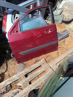 Ford Focus Mk1 Bal első ajtó  f19805