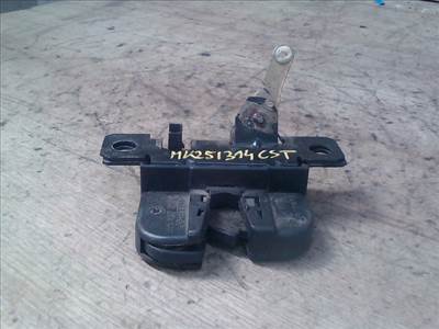 VOLKSWAGEN golf iv. csomagtér ajtó zárszerkezet