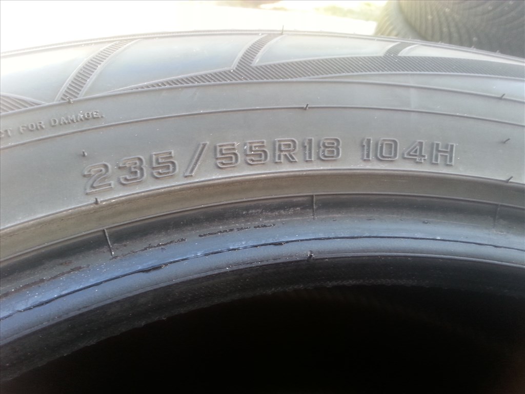 235/55R18 Falken téli gumi garnitúra 5. kép