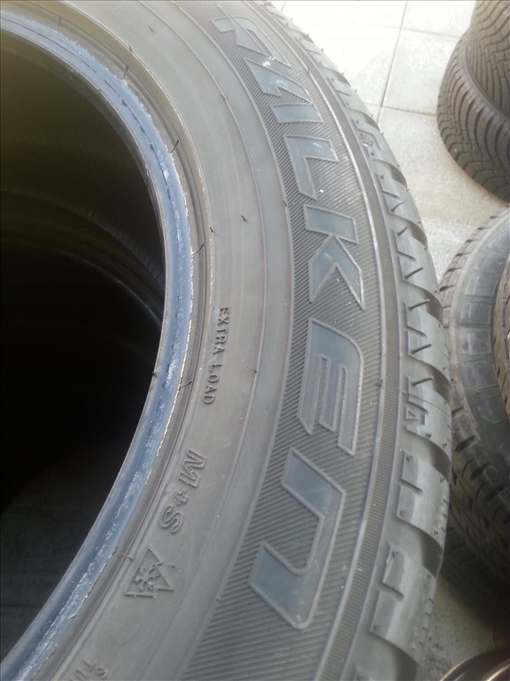  235/55R18 Falken téli gumi garnitúra 6. kép