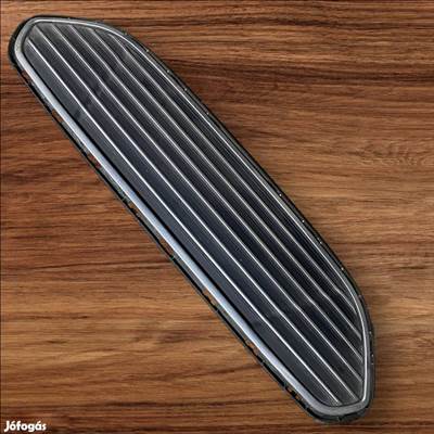 Ford focus mk3 Elektromos díszrács lökhárító rács