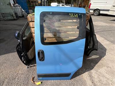 FIAT FIORINO dobozos/kombi 225 Bal Tolóajtó (Részeivel)