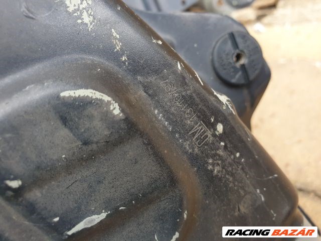 Opel Astra H Bal lámpakeret + nyúlványvég  13110787 3. kép