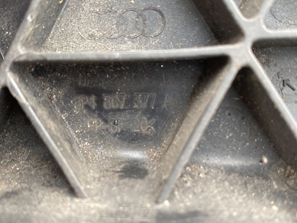 AUDI A3 8P1 Bal hátsó Oldal Lökhárító Tartó (Műanyag) 009416 3. kép