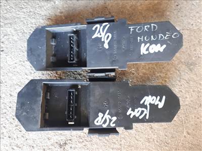 Ford Mondeo Mk1, Ford Mondeo Mk2 Kombi hátsó lámpa foglalat  93bg13n004