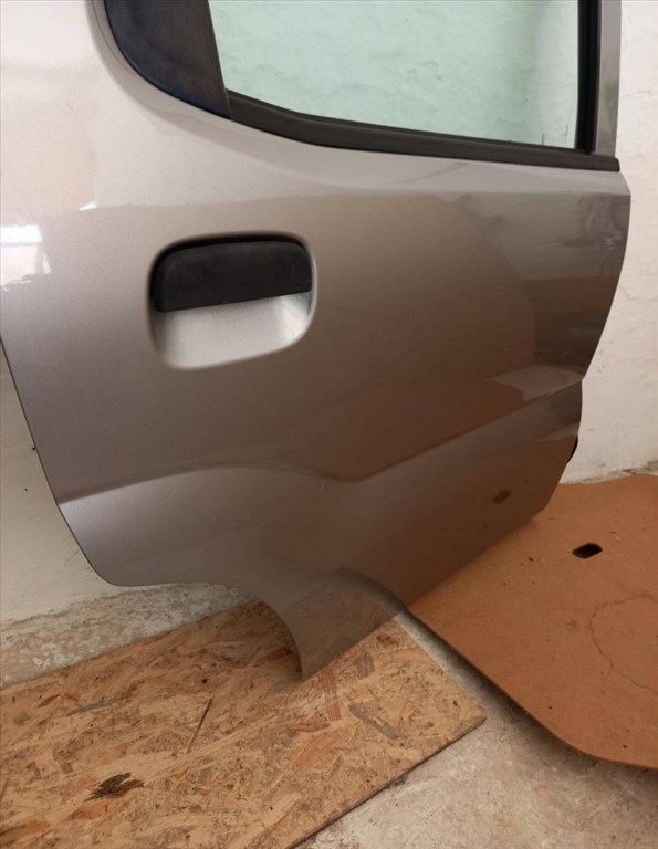 Suzuki Ignis  ajtó  2003  Zu1 Z2S 5. kép