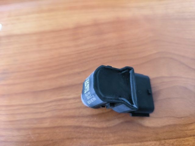 Toyota Hilux (AN120/AN130) Tolatóradar Fej 4ml061adb 3. kép