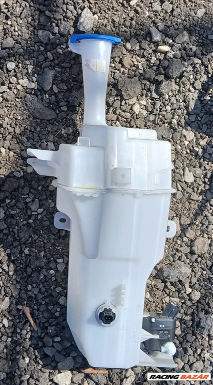 Kia ceed 2018-2025 új ablakmosó folyadék tartály  1. kép