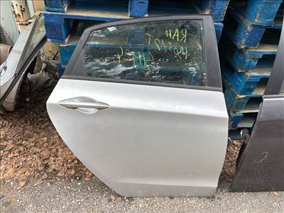 HYUNDAI i30 GD Jobb hátsó Ajtó (Részeivel)