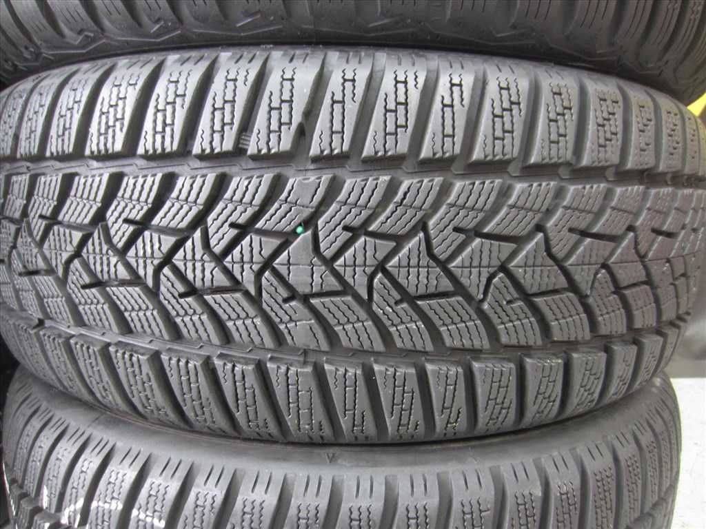  205/55 R16 DUNLOP WINTERSPORT 5 94H 2. kép