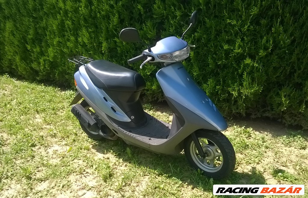 Eladó újszerű AF27-es Honda Dio 50cm3-es kétütemű robogó 1. kép