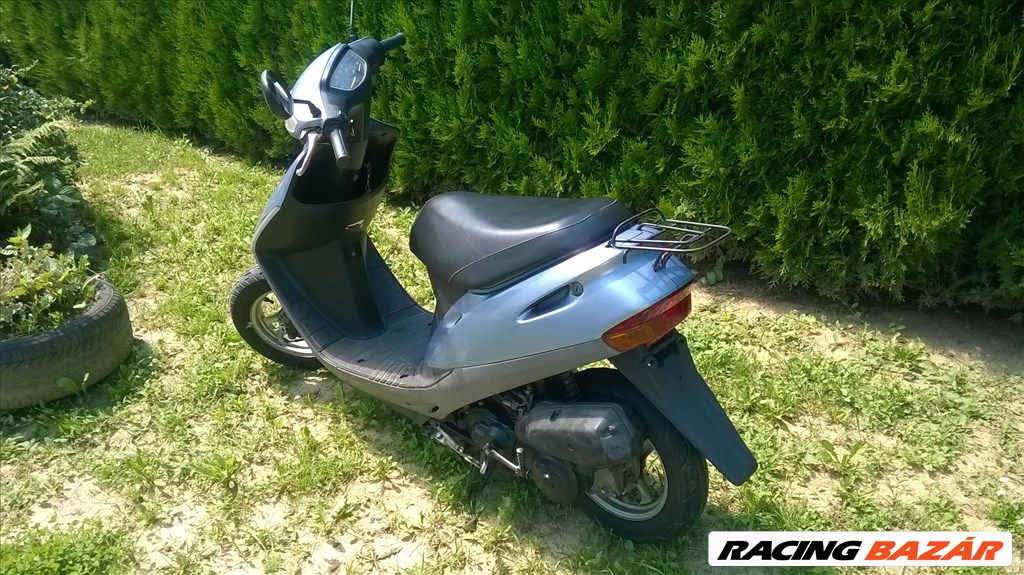 Eladó újszerű AF27-es Honda Dio 50cm3-es kétütemű robogó 4. kép