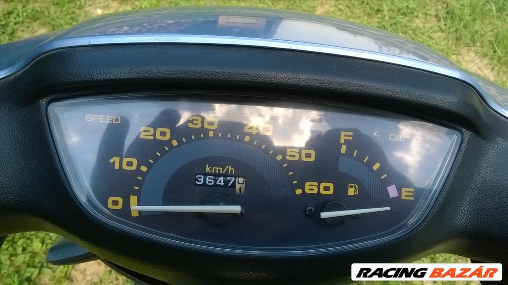Eladó újszerű AF27-es Honda Dio 50cm3-es kétütemű robogó 7. kép