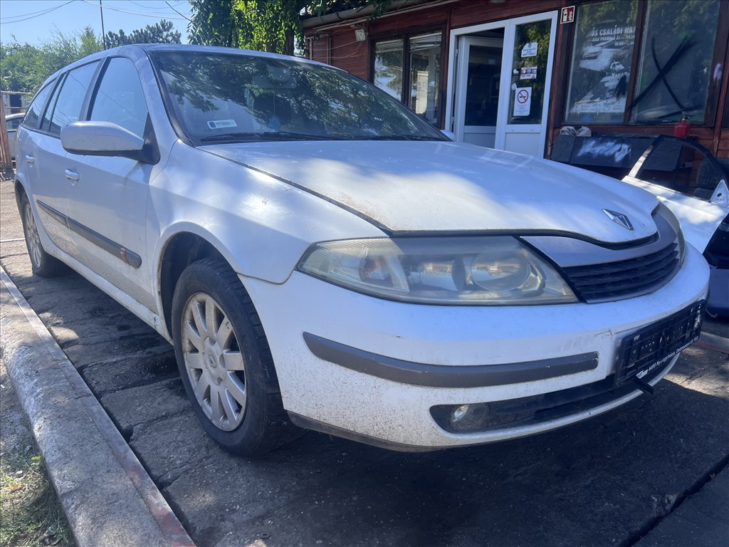 Renault Laguna II 2.2DCI bontott alkatrészei 1. kép