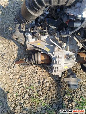 Kia Cee'd (CD) Váltó  kc018